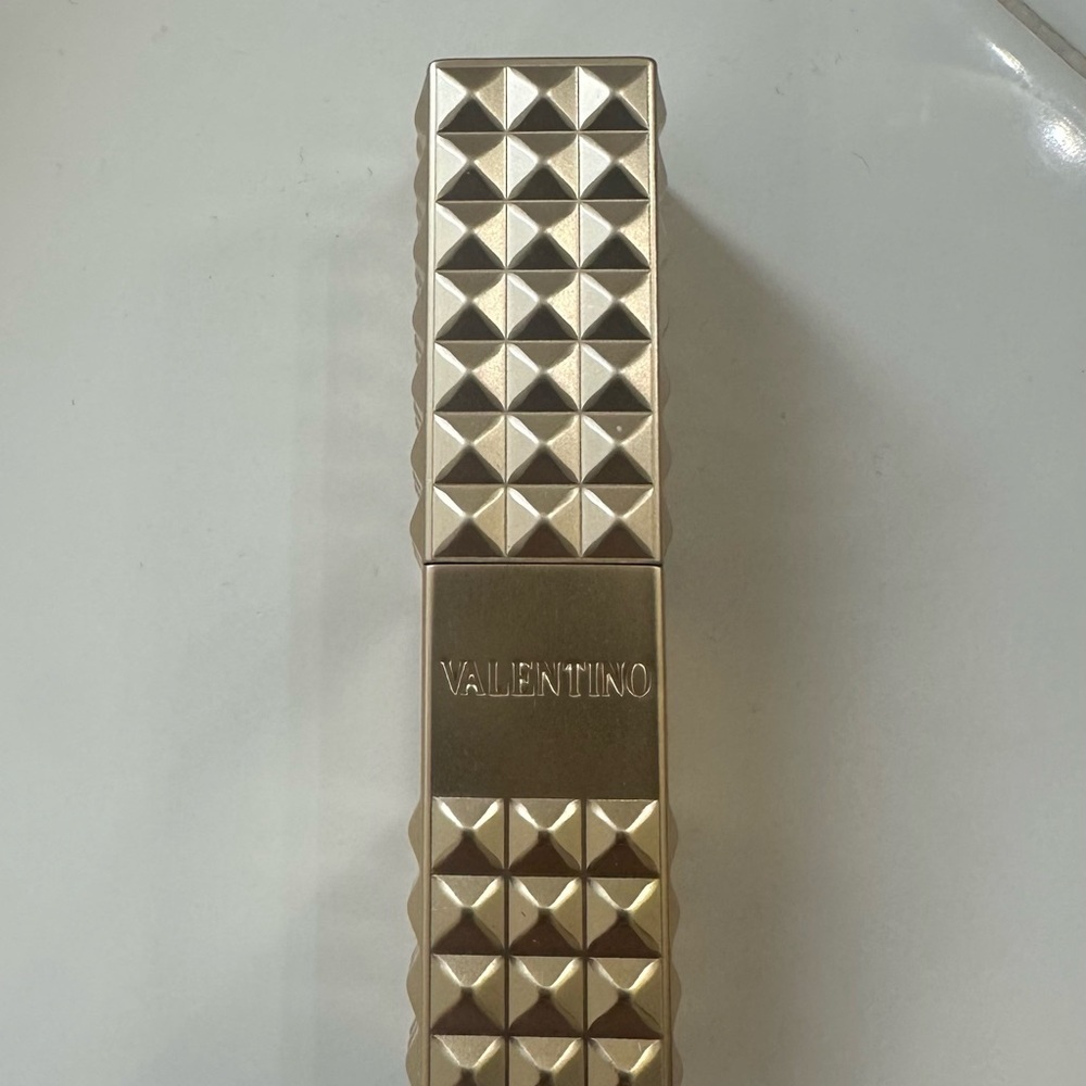 Valentino Spike Lipstick - Picture 5 of 6